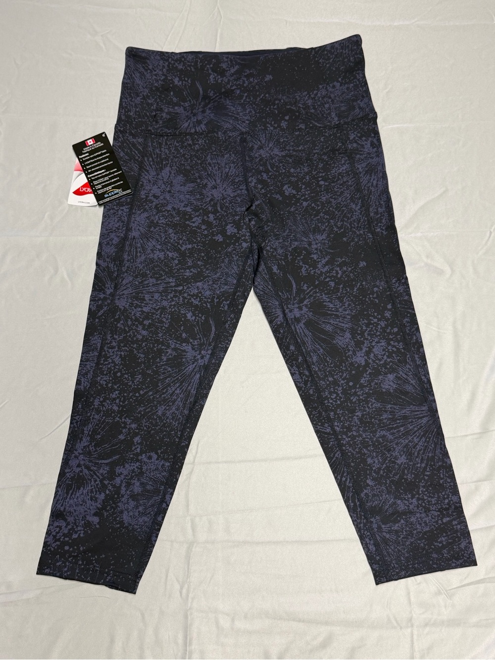 Women's Tuff Athletics Yoga Crop Pants - Size Medium